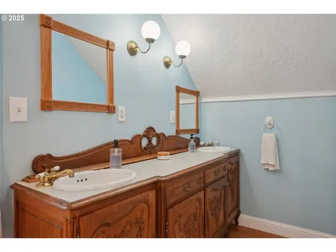 120 Jefferson Street Oregon City OR 97045