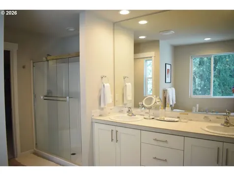2286 NE Marionberry Lane Estacada OR 97023