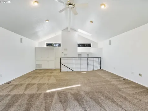 1826 E Carol Ann Drive Newberg OR 97132