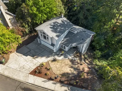 1826 E Carol Ann Drive Newberg OR 97132