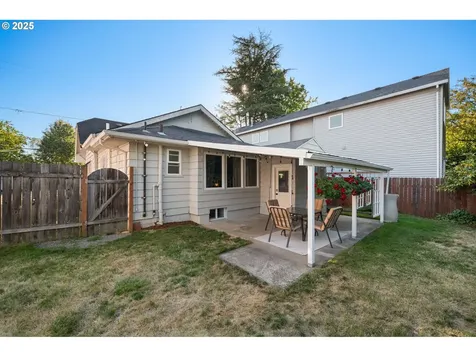 6815 N Smith Street Portland OR 97203