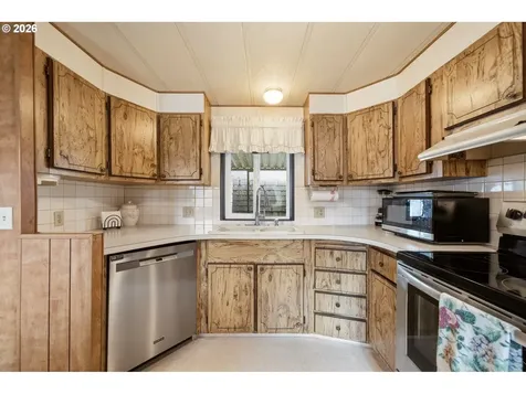 34888 Aster Lane Deer Island OR 97054