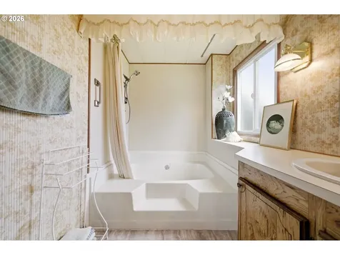 34888 Aster Lane Deer Island OR 97054