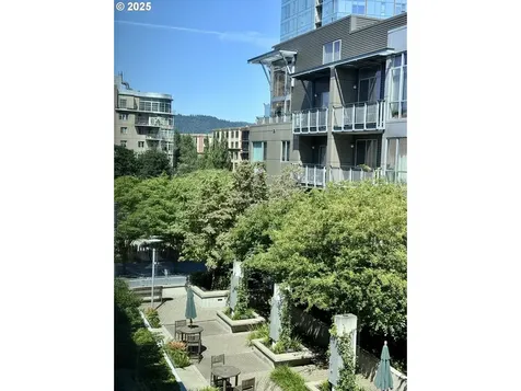 1125 NW 9th Avenue Portland OR 97209