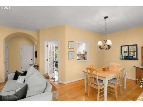 9946 NW Abbey Road Portland OR 97229