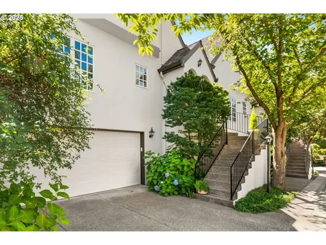 9946 NW Abbey Road Portland OR 97229
