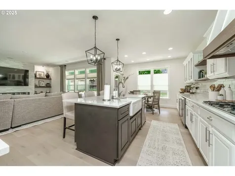 673 S 15th Court Ridgefield WA 98642
