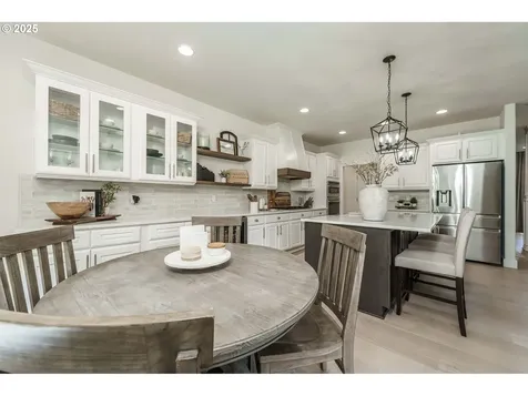 673 S 15th Court Ridgefield WA 98642