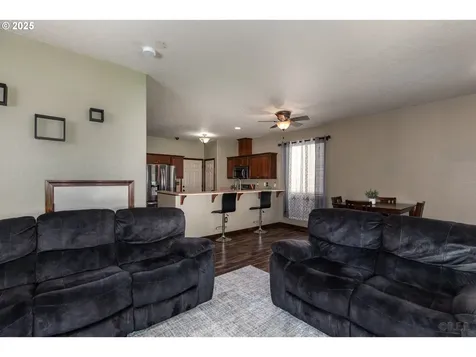 33553 SE Steinfeld Street Scappoose OR 97056