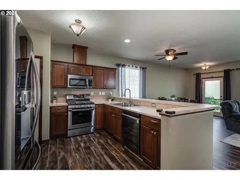33553 SE Steinfeld Street Scappoose OR 97056
