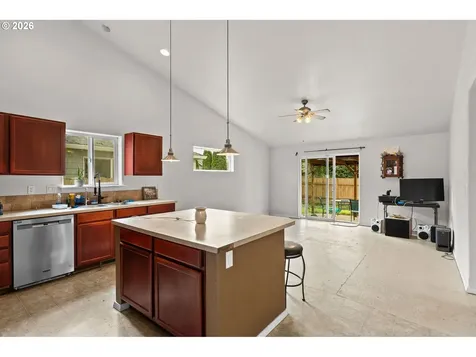 844 Hazel Street Jefferson OR 97352