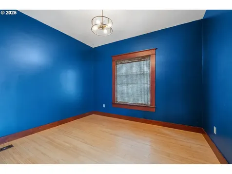 2309 7th Street Tillamook OR 97141