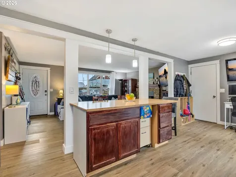 805 S King Street Seaside OR 97138