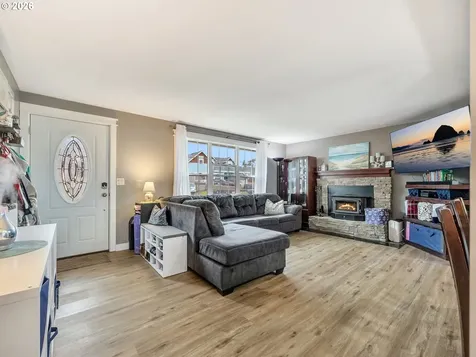 805 S King Street Seaside OR 97138