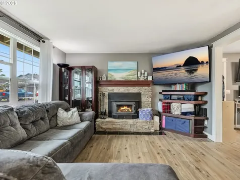 805 S King Street Seaside OR 97138
