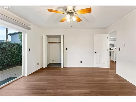 16571 NE Hoyt Terrace Portland OR 97230