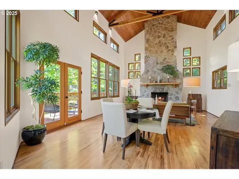 4908 SW Barnes Road Portland OR 97221
