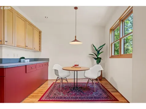 4908 SW Barnes Road Portland OR 97221