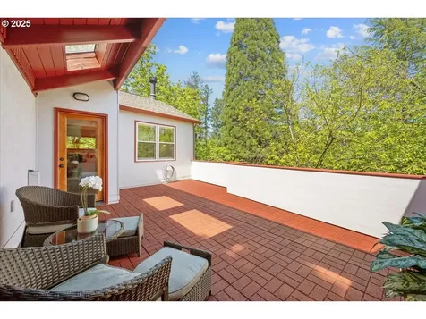 4908 SW Barnes Road Portland OR 97221