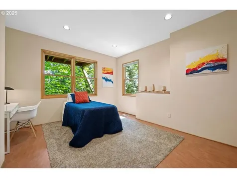 4908 SW Barnes Road Portland OR 97221