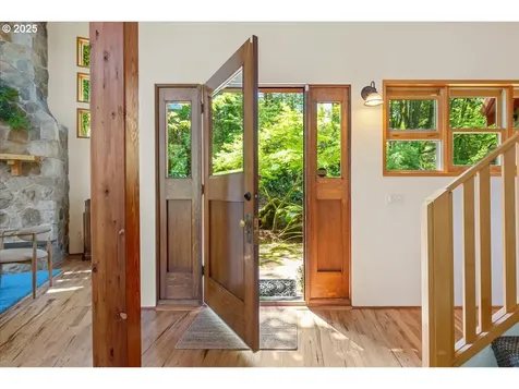 4908 SW Barnes Road Portland OR 97221