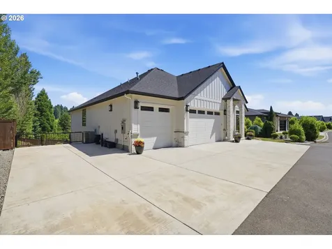 13806 NW 35th Court Vancouver WA 98685