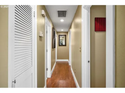 5341 SW 50th Avenue Portland OR 97221