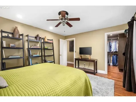 5341 SW 50th Avenue Portland OR 97221