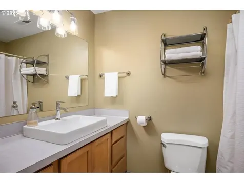 5341 SW 50th Avenue Portland OR 97221