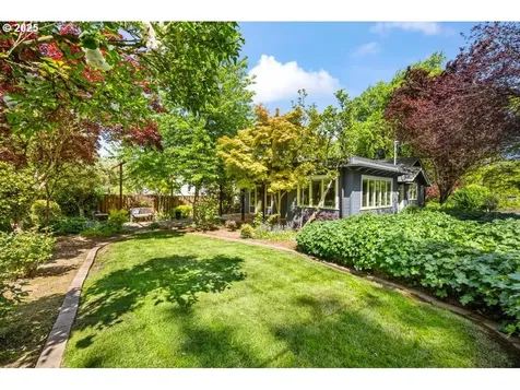 5341 SW 50th Avenue Portland OR 97221