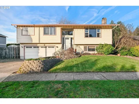 1660 SE Lewellyn Avenue Troutdale OR 97060