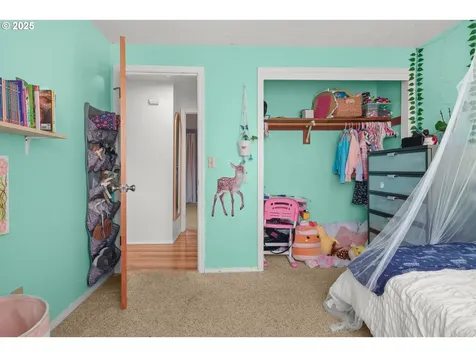 1660 SE Lewellyn Avenue Troutdale OR 97060