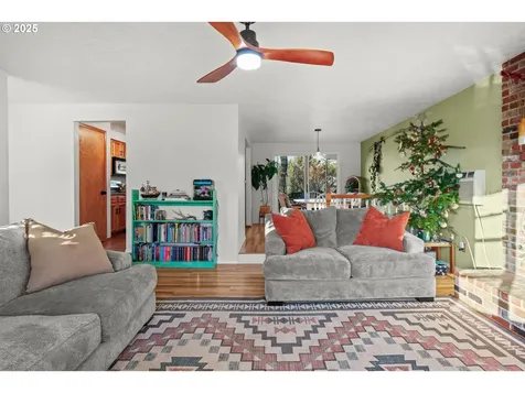1660 SE Lewellyn Avenue Troutdale OR 97060
