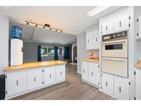12 Rosenbach Lane Carson WA 98610