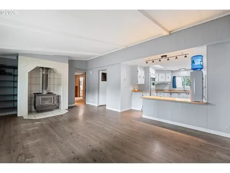 12 Rosenbach Lane Carson WA 98610