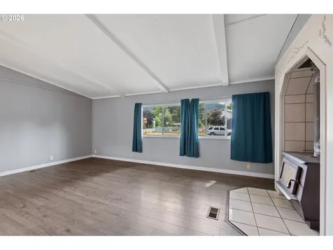12 Rosenbach Lane Carson WA 98610