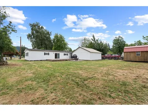 12 Rosenbach Lane Carson WA 98610