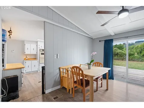 12 Rosenbach Lane Carson WA 98610