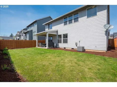 2754 Inna Avenue NW Salem OR 97304