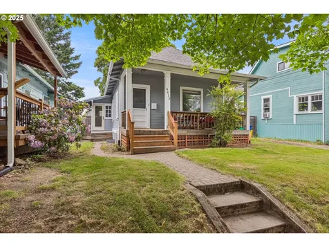 4415 SE Salmon Street Portland OR 97215