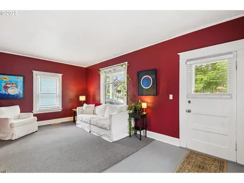 4415 SE Salmon Street Portland OR 97215