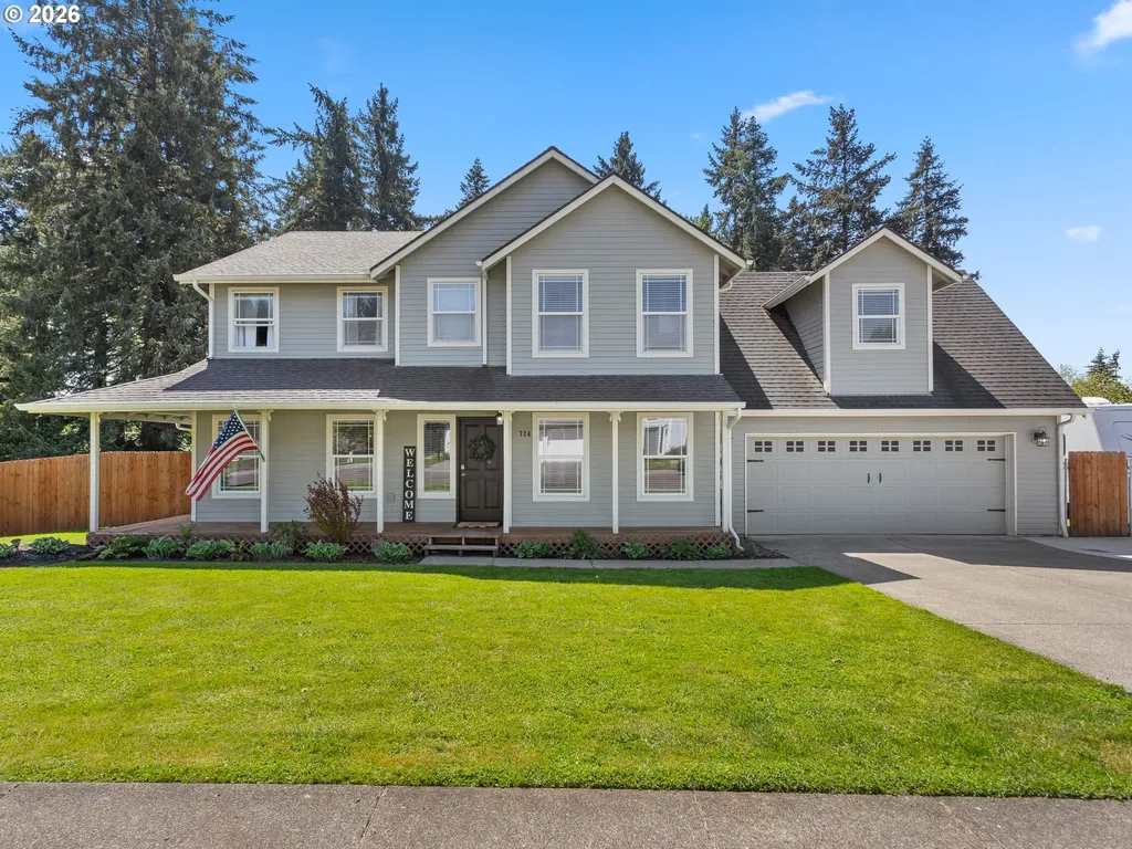 724 E 7th Street La Center WA 98629