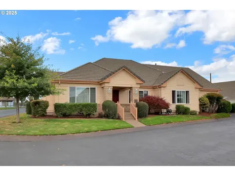1789 Lake Shore Drive Eugene OR 97408