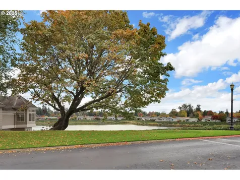 1789 Lake Shore Drive Eugene OR 97408
