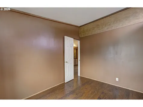 6811 NE 124th Avenue Vancouver WA 98682