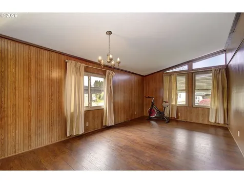 6811 NE 124th Avenue Vancouver WA 98682