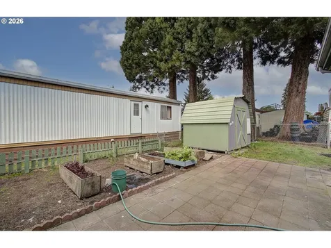 6811 NE 124th Avenue Vancouver WA 98682