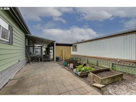 6811 NE 124th Avenue Vancouver WA 98682