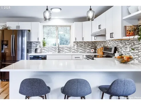 202 Foxtail Drive Eugene OR 97405
