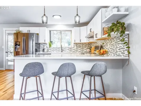 202 Foxtail Drive Eugene OR 97405